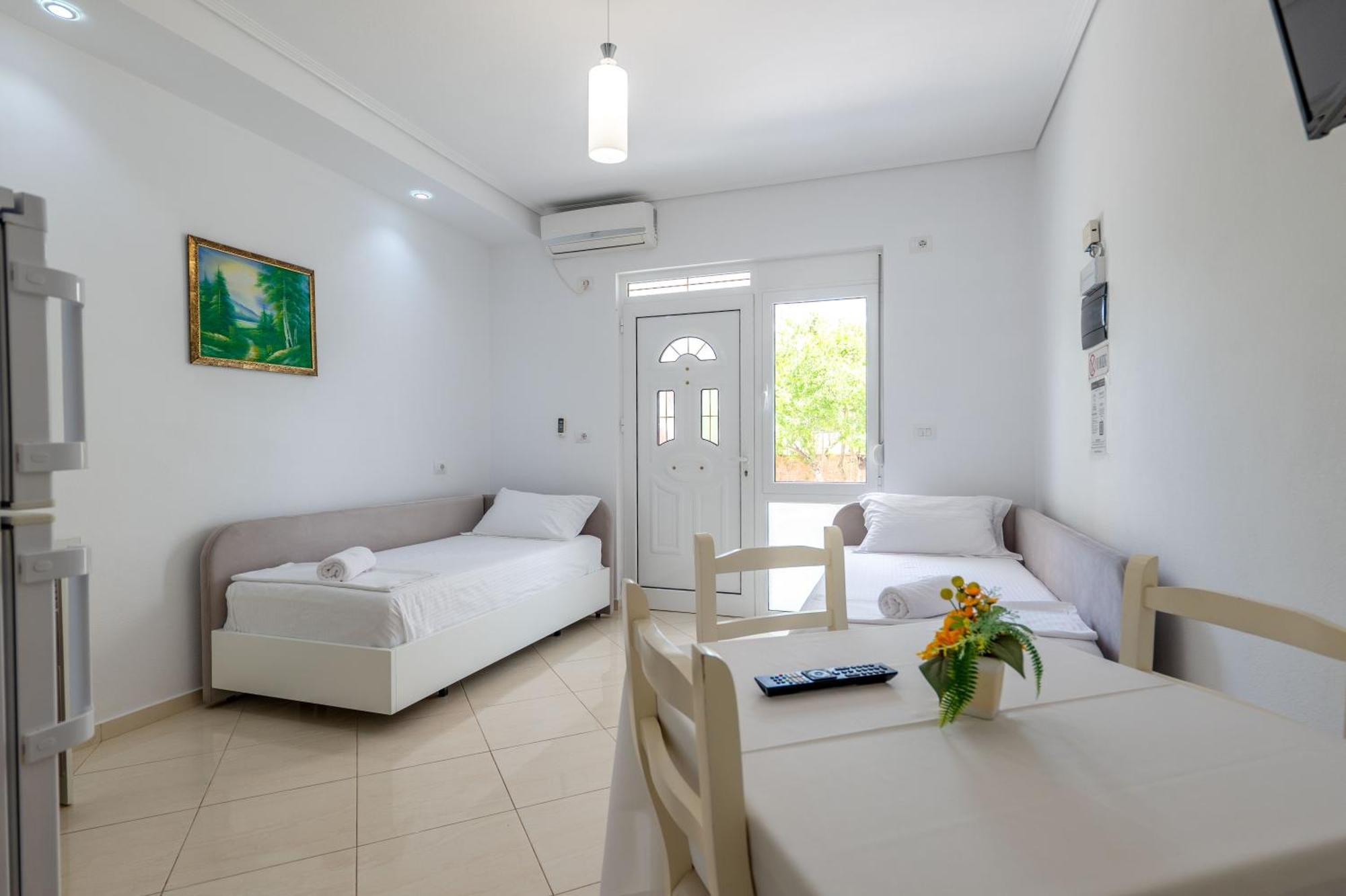 Apartments Margarita Ksamil Exterior photo